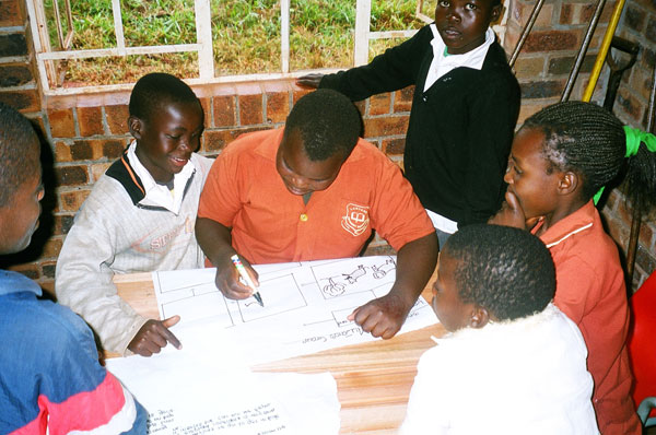 Encouraging collaborative learning at Ganyane school	